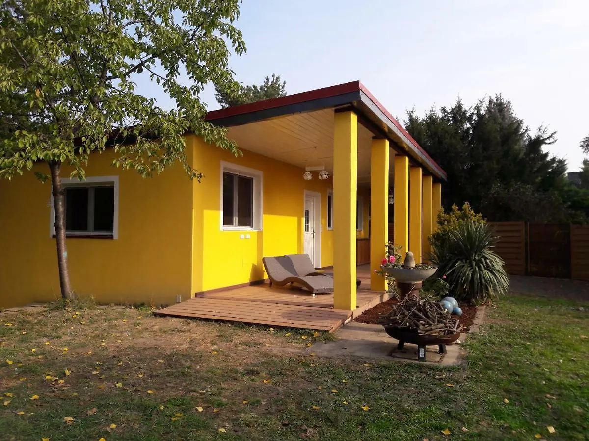 וינה Bungalow At Lake Alte Donau 0*,  אוסטריה